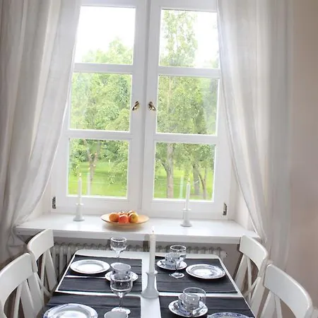 Schloss - Parkblick * Lelkendorf